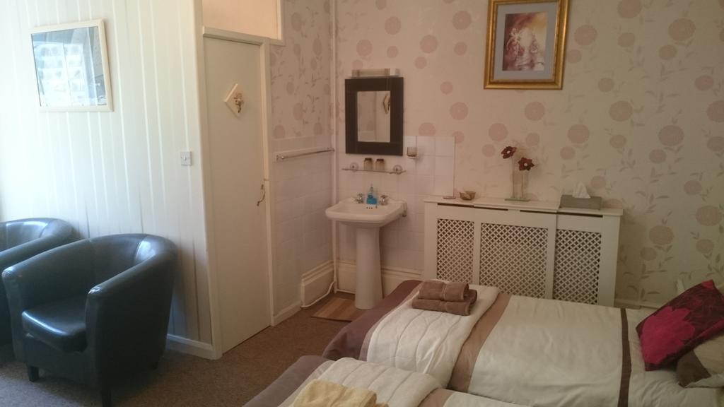 Rainbow Ridge Guest House Ilfracombe Room photo